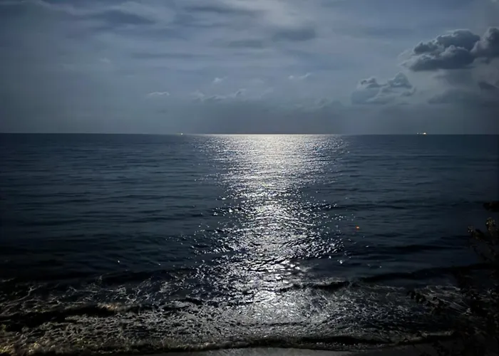 Апартаменты Windmill With Sea View Несебр