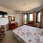 Windmill With Sea View Apartament