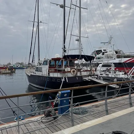 Windmill With Sea View Apartment